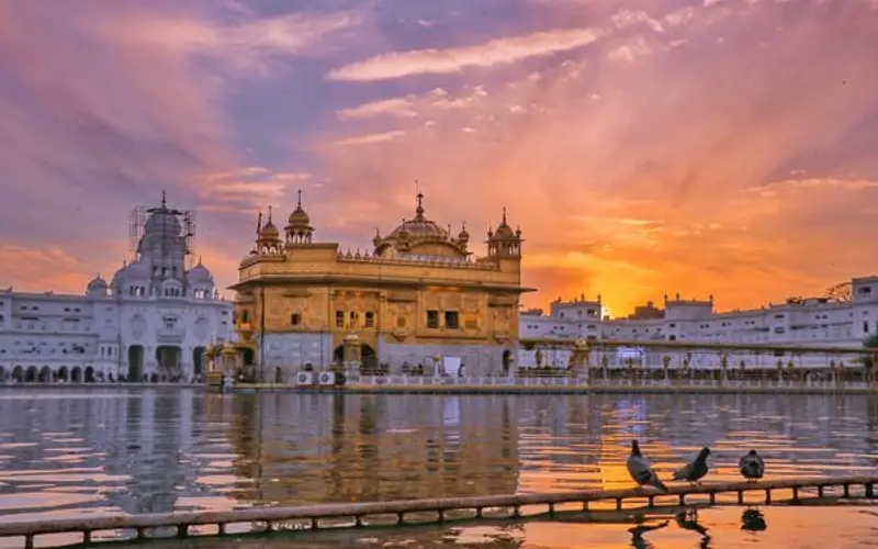 Complete Himachal & Amritsar Experience