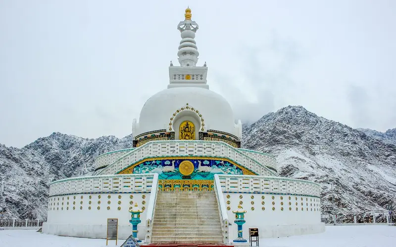 ARRIVE LEH — photo 1